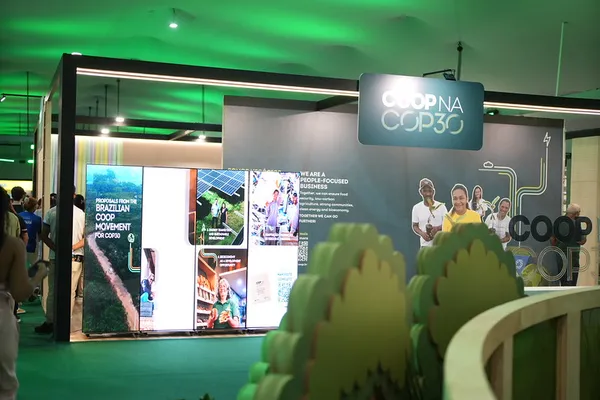 Primeira semana da COP30 mostra força das cooperativas na agenda do clima